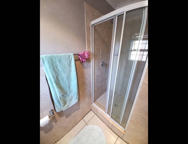 2 BEDROOM APARTMENT FOR SALE IN FERNDALE